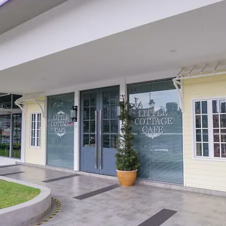 The Robertson Bukit Bintang By Wowhome Kuala Lumpur Exterior photo